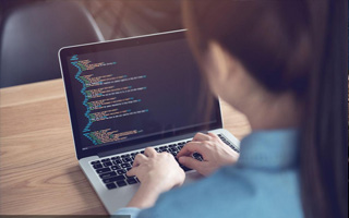 丹东 api php源码,下载的php源码怎么运行呢？